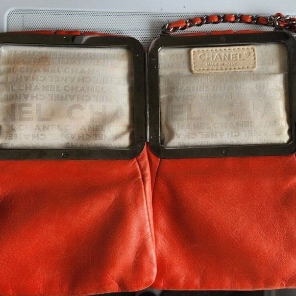 Chanel Framed Clutch with Chain Ruched Red Lambskin Polished Ruthenium Hardware. - Picture 4 of 7